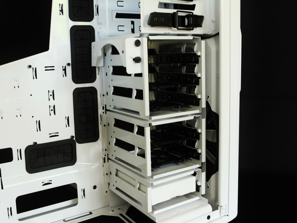 NZXT PHANTOM 530 Review
