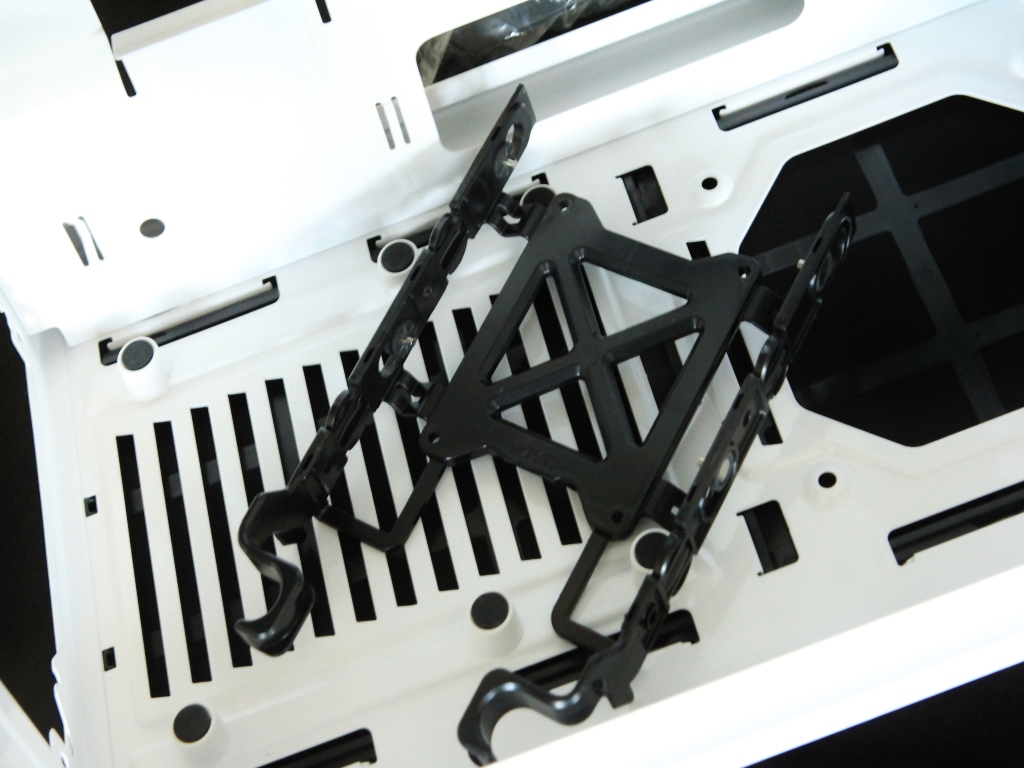 NZXT PHANTOM 530 Review